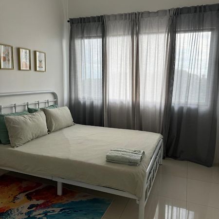 Bunga Homestay Sea View Kuala Terengganu Extérieur photo